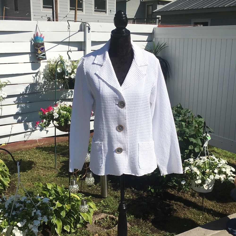 Lightweight comfy jacket